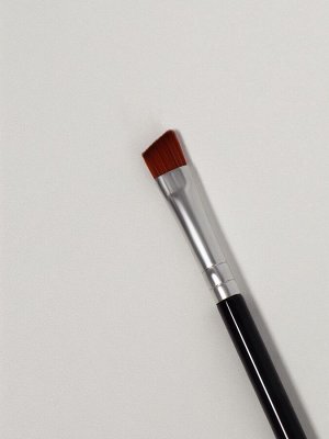 Кисть для макияжа, двусторонняя, с щёточкой, 18 (± 1) см, цвет чёрный