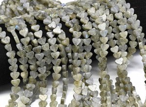 Бусины из лабрадора сердце 7*6мм, 38см, 60 бусин