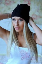 Удл. шапка с вуалью (черная)...