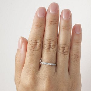 Серебряное кольцо с бесцветными фианитами - 1132