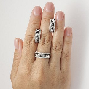 Серебряное кольцо с бесцветными фианитами и черной эмалью - 1150