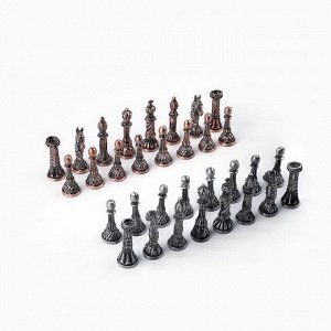 Шахматные фигуры сувенирные, h короля-8 см, пешки-5.6 см, d=2 см