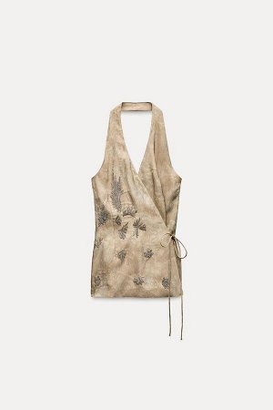 Топ Цвет как на первом фото ЖАККАРДОВЫЙ ТОП С ВЫШИВКОЙ, КОЛЛЕКЦИЯ ZW (GESTICKTES JACQUARD-TOP, ZW COLLECTION) ZARA WOMAN COLLECTION Топ с воротником-халтер и V-образным вырезом из смесовой вискозной т