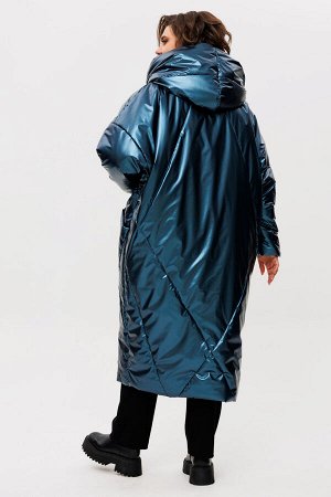 Пальто Пальто Rumoda 2235 синий 
Состав: ПЭ-100%;
Сезон: Осень-Зима
Рост: 164

Пальто женское с капюшоном, на утеплителе ISOSOFT (200 г/м2 Бельгия), свободного силуэта зауженное к низу. По переду и с