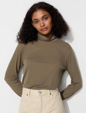 UNIQLO Водолазка в рубчик
