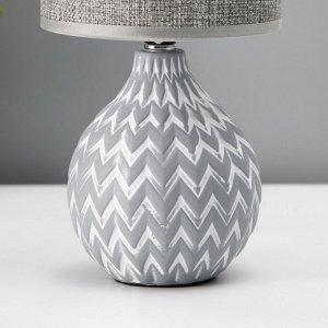 Настольная лампа с абажуром RISALUX «Руби», Е14, 40 Вт, бело-серый, 13x13x27 см