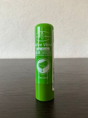 Aichun Beauty Бальзам для губ с экстрактом алоэ вера, 4 мл.