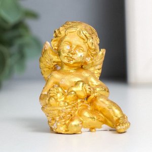 Фигурка полистоун «Ангел с сердцем», золото, 4.5x4.5x5.7 см, МИКС