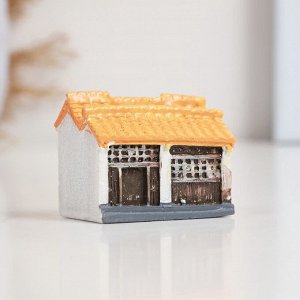 Фигурка полистоун TAKE IT EASY «Домик амбар», 4x2.5x3 см