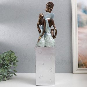 Фигурка полистоун «Африка. Мать и ребёнок», серебро 11.5x12x41 см