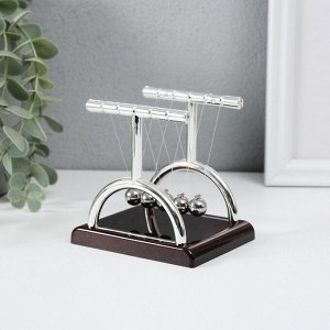 Маятник "Шары техно" квадрат столбик 9 x 9 x 7,5 см