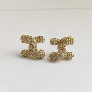 Серьги Вставка: Кристалл
Материал изделия: ювелирный сплав
Размер: 1.2 см

Красивые серьги из специального гипоаллергенного ювелирного сплава, который покрыт золотом или устойчивым родиевым покрытие