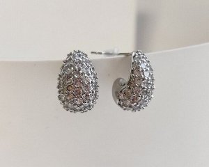 Серьги Вставка: Кристалл
Материал изделия: ювелирный сплав
Размер: 1.5 см

Красивые серьги из специального гипоаллергенного ювелирного сплава, который покрыт золотом или устойчивым родиевым покрытие
