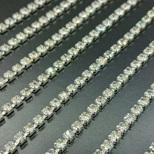 Стразовая цепочка серебристая SS12 (3мм) с прозрачными стразами.  Цена за 50 см.