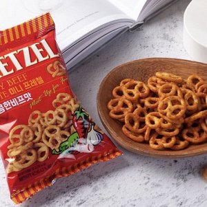 Претцели  со вкусом острой говядины "Самджин", 85 гр, Корея