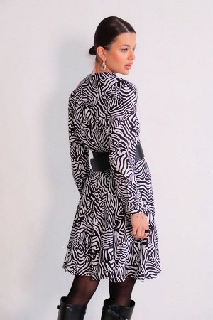 Платье с длинным рукавом чёрное-белое
