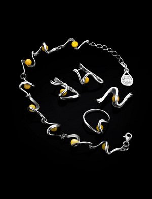 Изящные серьги из серебра и натурального цельного янтаря медового цвета «Лея», 806507009
