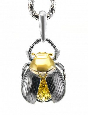 Серебряная подвеска «Скарабей» со вставкой из янтаря зелёного цвета, 701705107