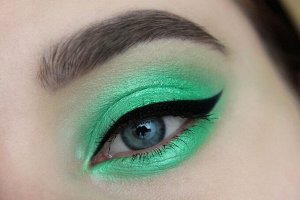 Девочка-в-Ракушке
