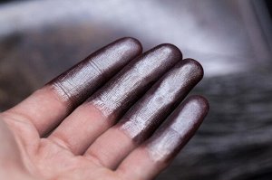 Тихий Омут Рассыпчатые тени для век Sigil inspired Tammy Tanuka, тон "Тихий Омут", локация Лунные Эльфы.

 Техническая информация:

 Цвет: Теплая коричневая база с серебристым отливом фиолетового подт