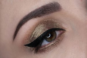 SIGIL Inspired Tammy Tanuka Укрывающая Замерзшее Дерево