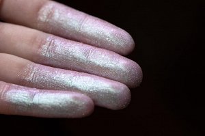 Тени для век Рожденная в День Мятного Метеорита