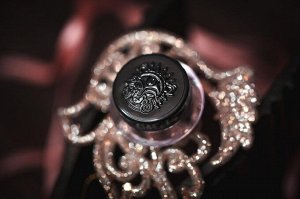 Инфанта Рассыпчатые тени для век Sigil inspired Tammy Tanuka, тон "Инфанта" из серии Повелительницы Драконов. 

 
 Техническая информация: 

 Цвет: пыльная роза! сияющая как бриллиант! шик и исступле