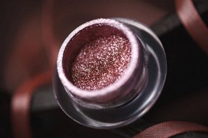 Инфанта Рассыпчатые тени для век Sigil inspired Tammy Tanuka, тон "Инфанта" из серии Повелительницы Драконов. 

 
 Техническая информация: 

 Цвет: пыльная роза! сияющая как бриллиант! шик и исступле