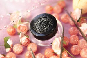 Лучик Рассыпчатые тени для век Sigil inspired Tammy Tanuka, тон "Лучик" локация Лунные Эльфы. 

 Техническая информация: 

 Цвет: Розовый сатин с золотистым шиммером. Более яркий вариант, чем «Дух Сол