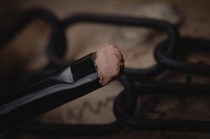 Авторитет Рассыпчатые тени для век Sigil inspired Tammy Tanuka, тон "Авторитет", локация Обитатели Ржавых Пустошей. 
 
 
 
 

 
 
 Техническая информация:
 
 
 Цвет: Нейтральный бежевый оттен