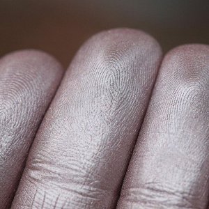 Тени для век Названная в Честь Поэта