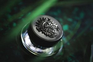 Медуза Рассыпчатые тени для век Sigil inspired Tammy Tanuka, тон "МЕДУЗА", локация Беспокойное Море. 

 Техническая информация:

 Цвет: "ядовитый" зеленый. Плотный, яркий цвет с изюминкой в виде вспол