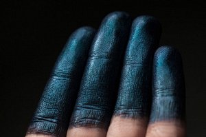 Тени для век Механическая Ворона