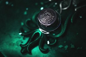 Равная Рассыпчатые тени для век Sigil inspired Tammy Tanuka, тон "Равная", локация Беспокойное Море

 

 Техническая информация:

 Цвет: холодная светлая бирюза. Чуть темнее Обожаемой Дочери, более сп