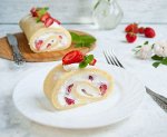 Рулет Творожный с клубникой 320гр