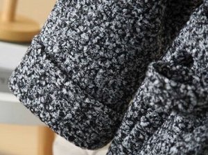 Пальто-букле средней длины с лацканами на поясе, серый
