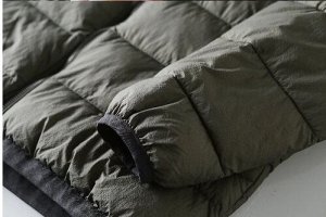 Пуховик зимний стеганый на молнии, воротник стойка (внутри капюшон), наполнитель синтепух, зеленый хаки