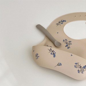 Нагрудник силиконовый для кормления