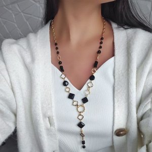 Сотуар с чёрным агатом в позолоченной фурнитуре