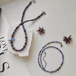 Сет из 2х чокеров из натуральных камней: гранат, лазурит, кианит, авантюрин