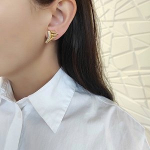 Серьги гвоздик с фианитами позолоченные