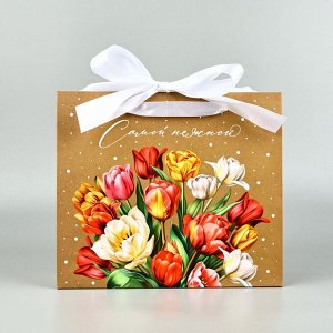 Пакет ламинированный с лентой «Самой нежной», M 30 * 9 * 26 см