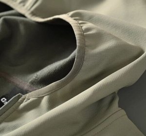 Мастерка с капюшоном из мягкой ткани на флисе, фисташковый