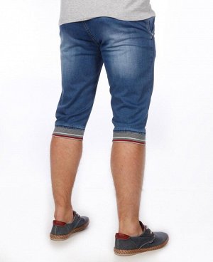 . Синий;
   Стильные, молодежные шорты с застежкой на молнию и пуговицу, изготовлены из качественной джинсовой ткани, верх шорт и манжеты выполнены оригинальным эластичным материалом.
Состав: Верх 95
