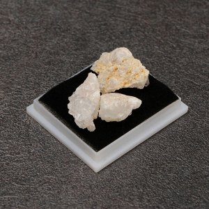 Камень коллекционный сувенирный «Жеода белая», 6*6*4 см