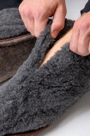 Домашние тапочки-чуни из овечьей шерсти с подошвой из войлока Happy Fox Home