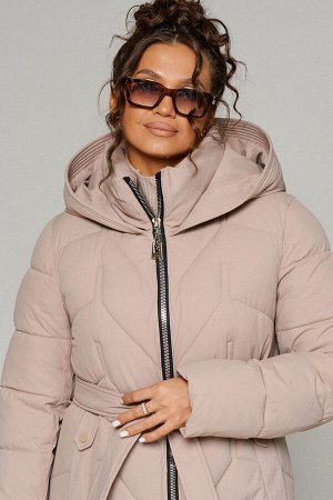 Пальто Пальто Beautiful Free 6248 бежевый 
Состав: ПЭ-100%;
Сезон: Осень-Зима

Зимнее, стеганое пальто прямого силуэта для тех, кто любит простоту и ничего лишнего. Это сочетание комфорта, современны