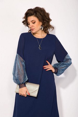 Платье Платье Liliana 1379 н сапфир 
Состав: ПЭ-94%; Спандекс-6%;
Сезон: Осень-Зима
Рост: 164

Элегантное, нарядное платье, трапециевидного силуэта в глубоком зеленом оттенке морской волны. Платье тр