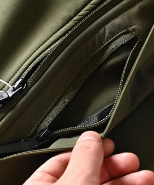 Непромокаемая ветрозащитная ветровка на молнии, утепленная на флисе, воротник стойка, зеленый хаки