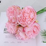 Букет из 5 пионов